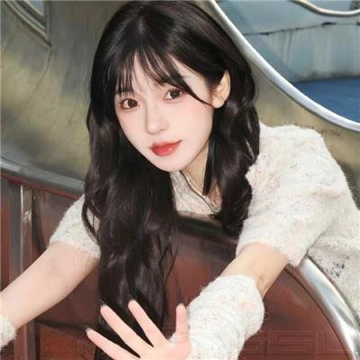 相亲撞上，未婚夫被拉去领证